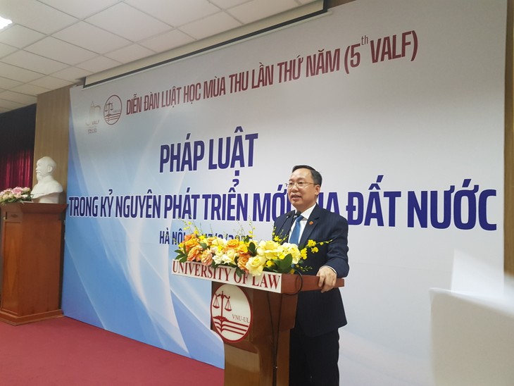 Le Forum d’Automne du Droit ambitionne de devenir une référence scientifique majeure en Asie - ảnh 2