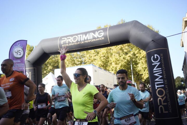 Pour « fédérer les différents corps judiciaires », la 18 e édition de la course des 10 000 Maîtres a traversé Bordeaux