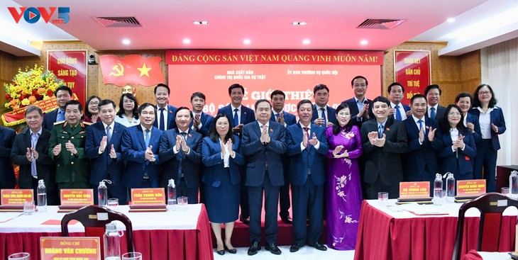 Un nouvel élan pour la diffusion des publications théoriques et juridiques